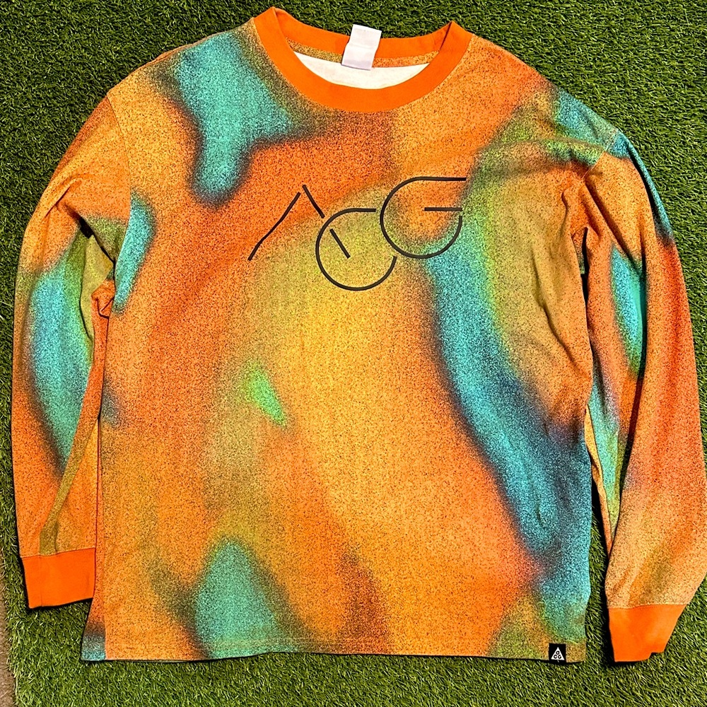 Nike ACG Multicolor Long Sleeve Tee
